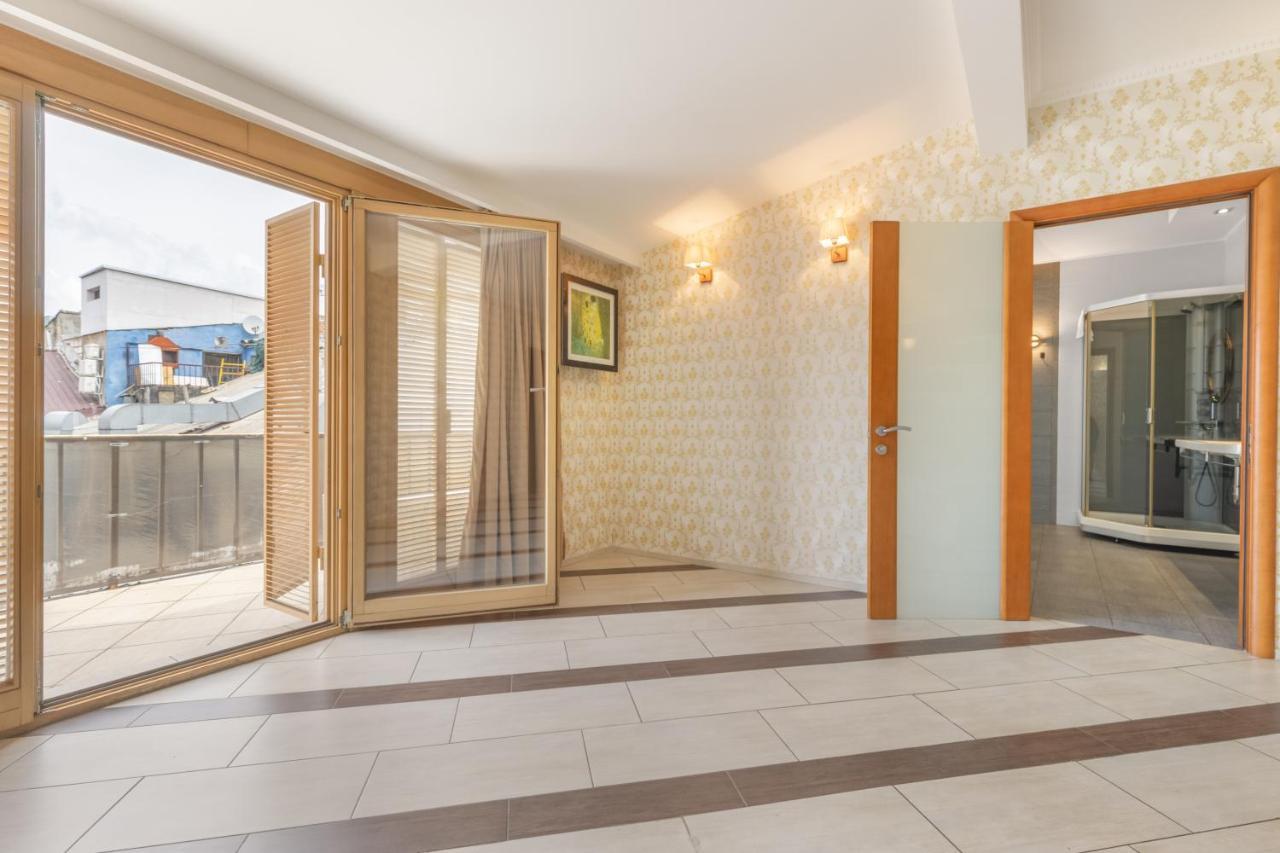 Deribasivska Cozy 4-Room Apartment Odesa Exterior photo